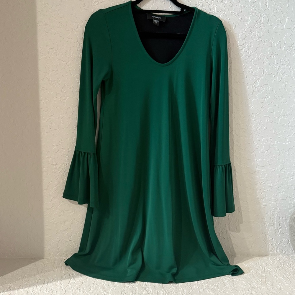Karen Kane Green Mini Dress / hits right above knee.